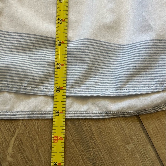 Levi's Red and Yellow Casual Button Down Shirt - Picture 6 of 8